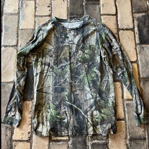 Men’s readhead camo tee shirt